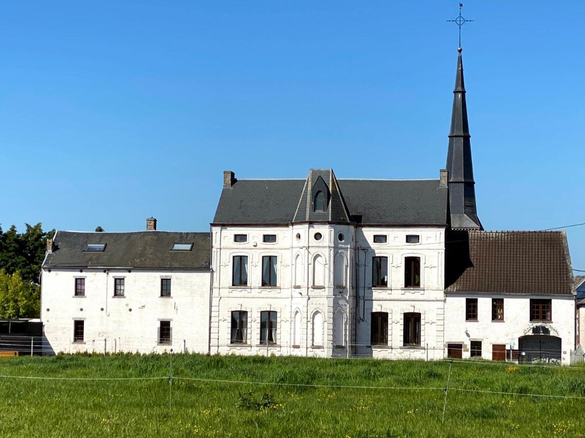 Le Chateau De Frankie Spas-Saunas Grand-Reng Exterior photo