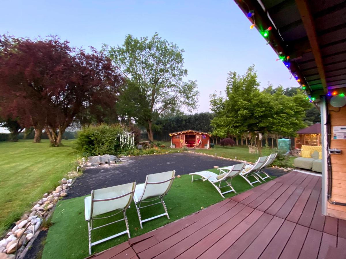 Le Chateau De Frankie Spas-Saunas Grand-Reng Exterior photo